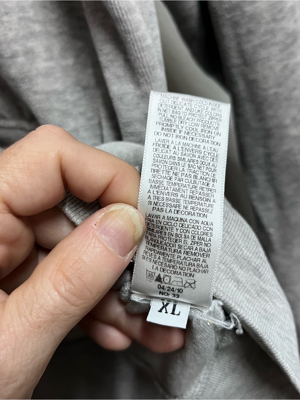 Vintage Juicy Couture Size XL Zip Up Hoodie Made in USA Light Gray Y2K Velour - Picture 8 of 9
